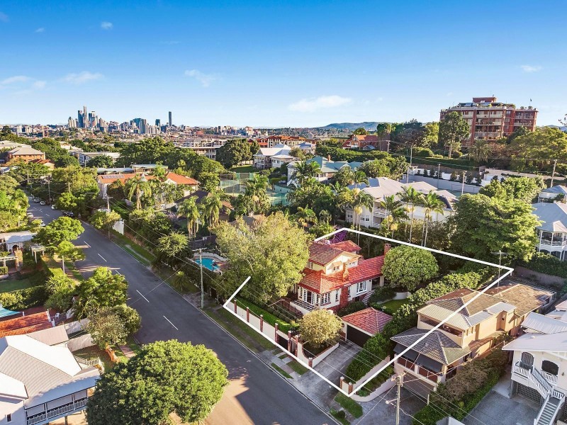 36 Riverton Street, Clayfield QLD 4011