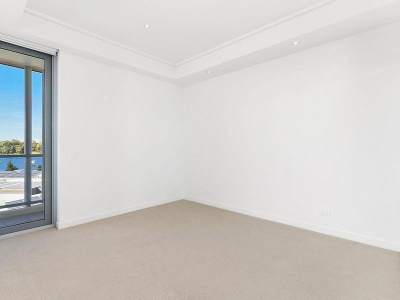 3509/126 Parkside Circuit, Hamilton QLD 4007