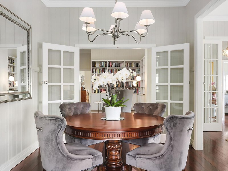 11 Eblin Drive, Hamilton QLD 4007