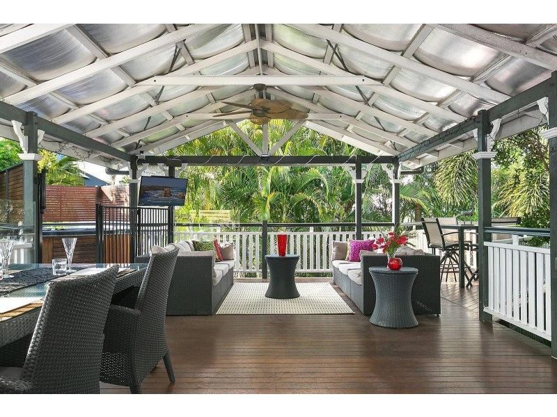 23 Lockerbie Street, Kangaroo Point QLD 4169