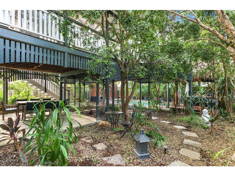 23 Lockerbie Street, Kangaroo Point QLD 4169