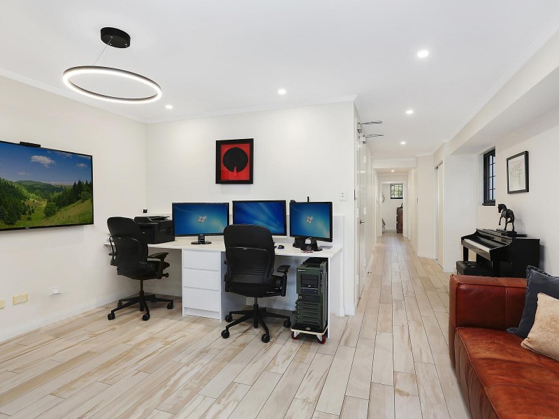 1/110 Oxlade Drive, New Farm QLD 4005