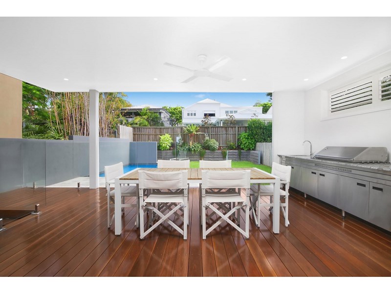 67 Barlow Street, Clayfield QLD 4011