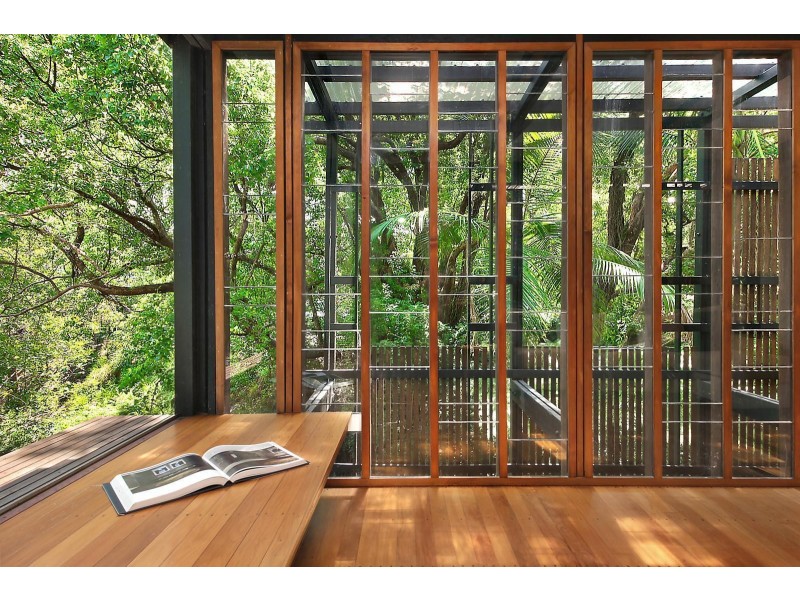 1 Derby Street, Highgate Hill QLD 4101