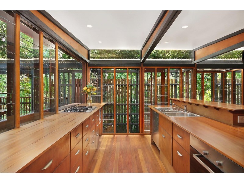 1 Derby Street, Highgate Hill QLD 4101