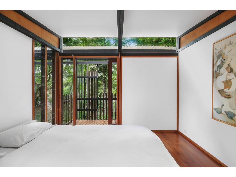 1 Derby Street, Highgate Hill QLD 4101