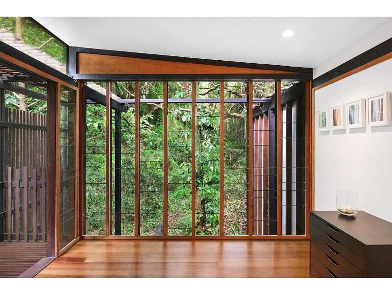 1 Derby Street, Highgate Hill QLD 4101