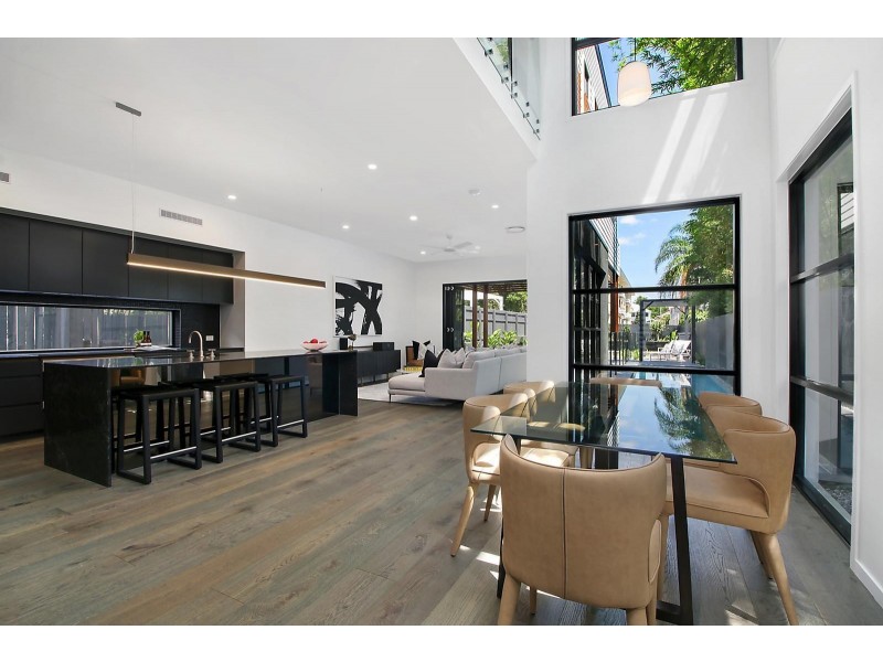 64 Annie Street, New Farm QLD 4005