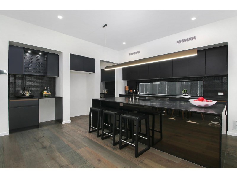 64 Annie Street, New Farm QLD 4005