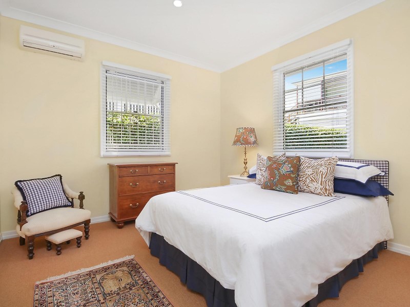 64 Coopers Camp Road, Bardon QLD 4065