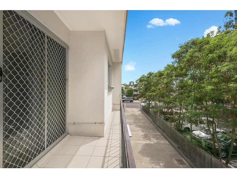 4/83 Linton Street, Kangaroo Point QLD 4169