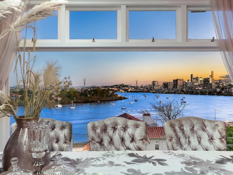 24 Hillside Crescent, Hamilton QLD 4007