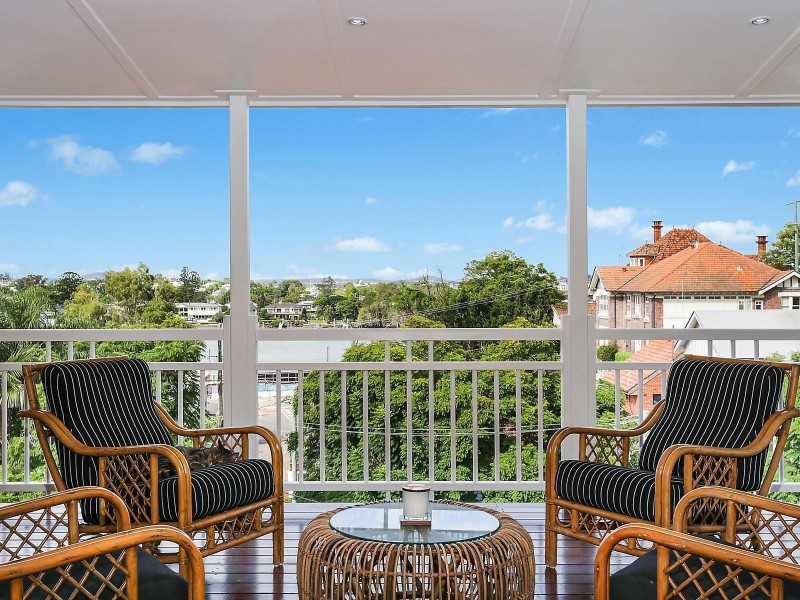 3 Arran Avenue, Hamilton QLD 4007