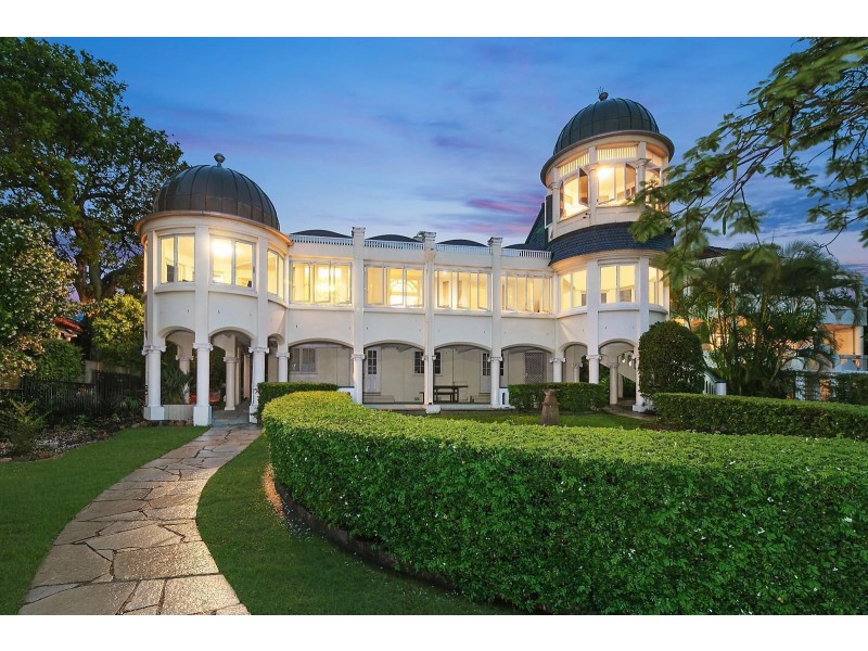 60 Riverview Terrace, Hamilton QLD 4007