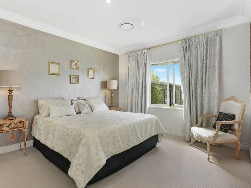 8 Rilatt Street, Wavell Heights QLD 4012