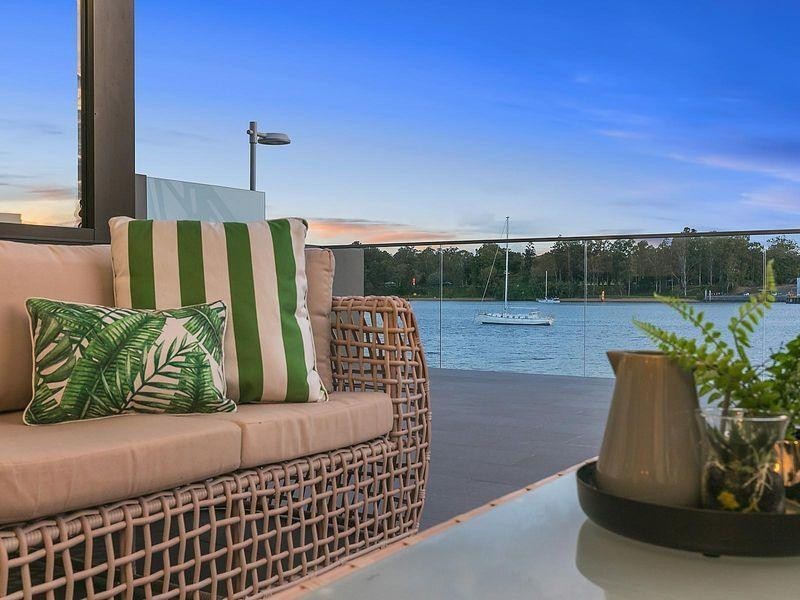 9104/50 Parkside Circuit, Hamilton QLD 4007