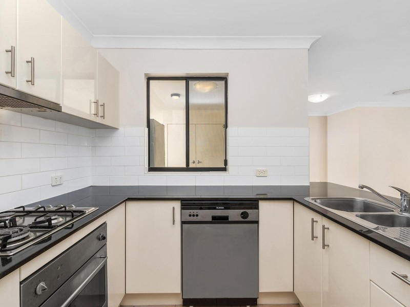 20/120 Commercial Road, Teneriffe QLD 4005