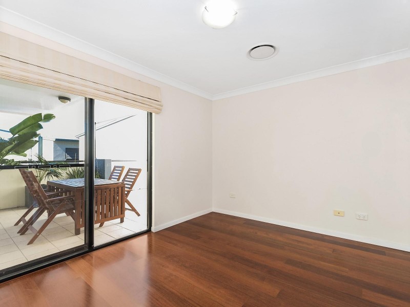 20/120 Commercial Road, Teneriffe QLD 4005