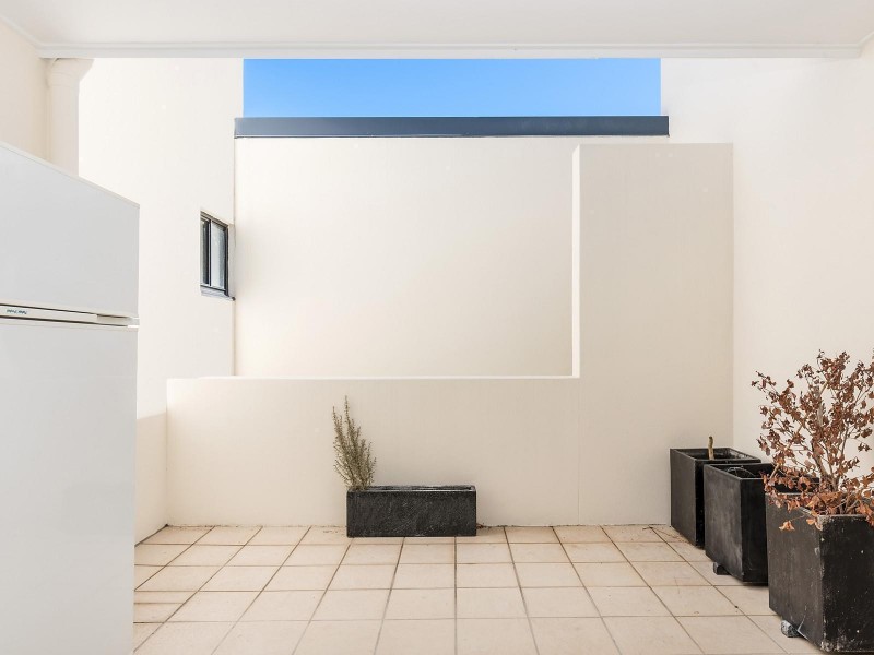 20/120 Commercial Road, Teneriffe QLD 4005