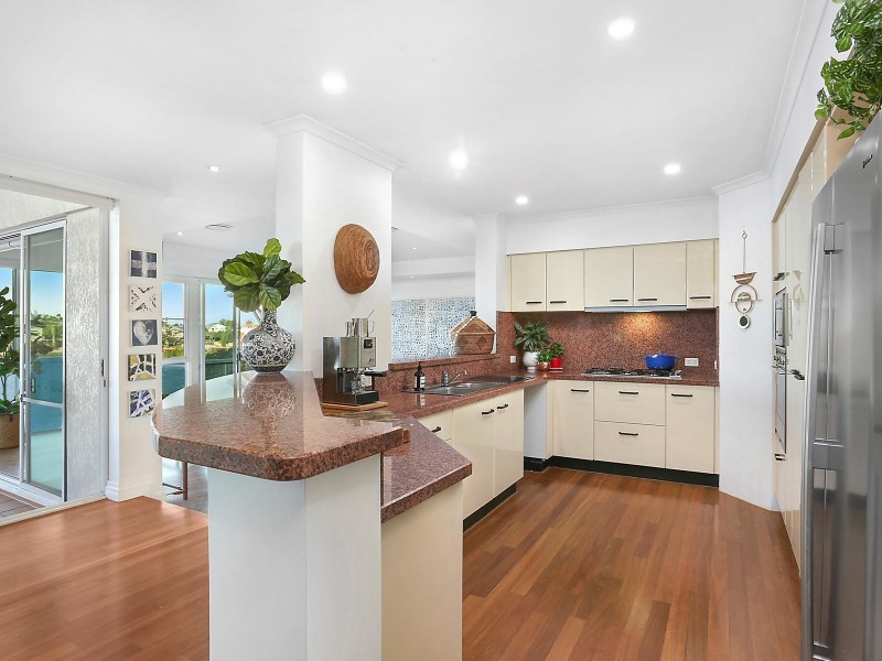 15 Vernon Terrace, Teneriffe QLD 4005