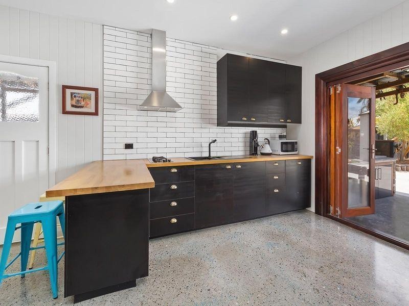 1 Lilley Street, Hendra QLD 4011