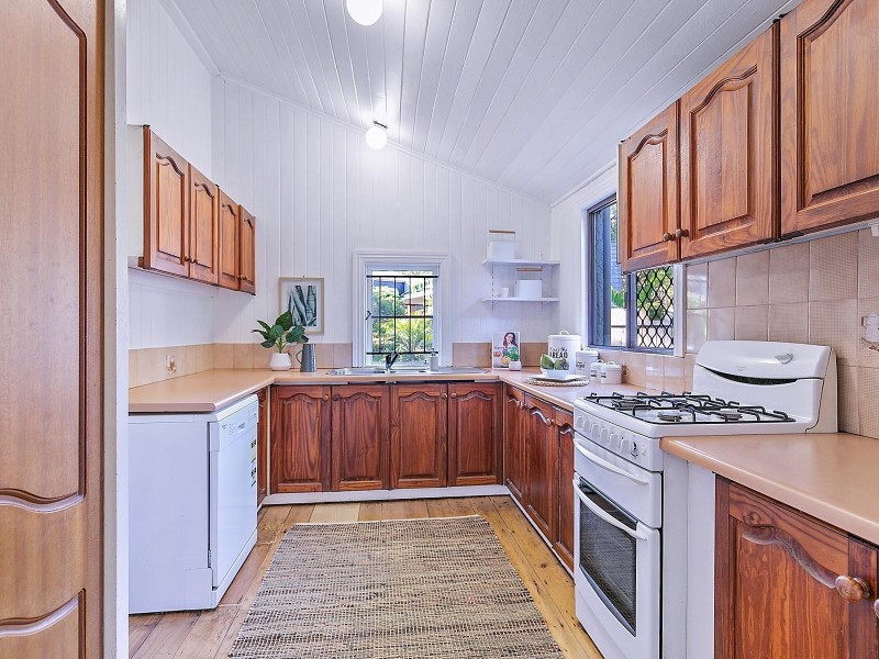 12 Aylesford Street, Annerley QLD 4103