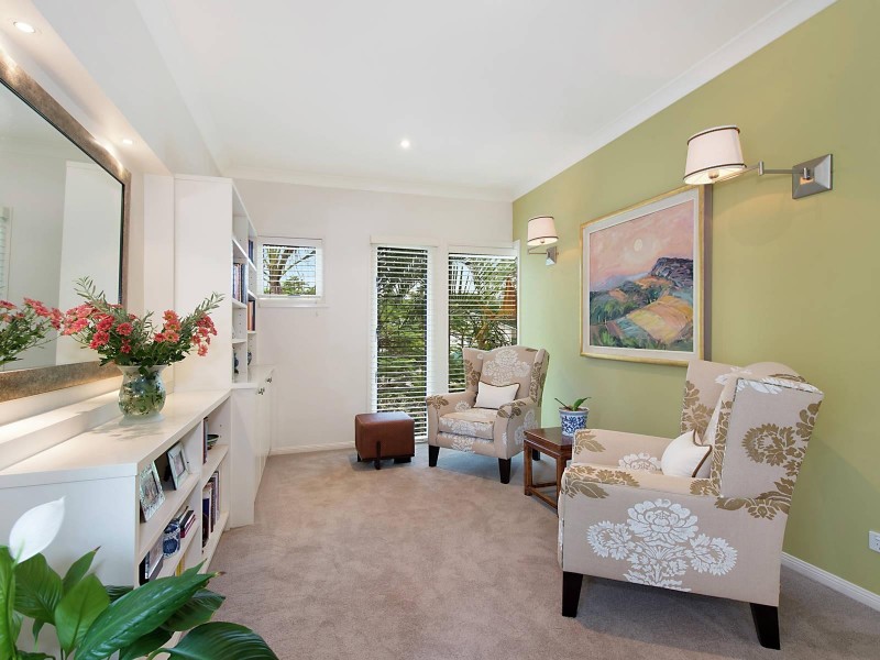 9 Aranui Street, Yeronga QLD 4104