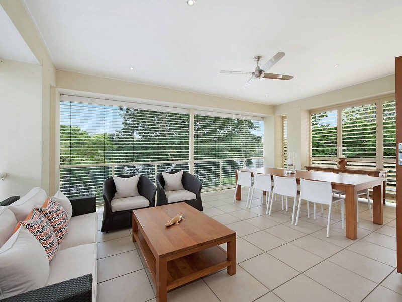 9 Aranui Street, Yeronga QLD 4104