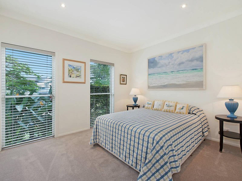 9 Aranui Street, Yeronga QLD 4104