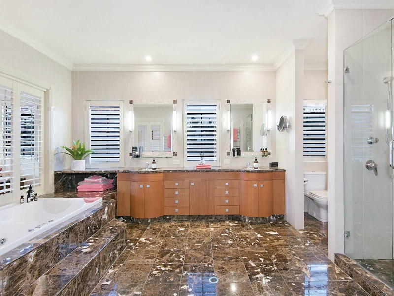 32 Enderley Avenue, Clayfield QLD 4011