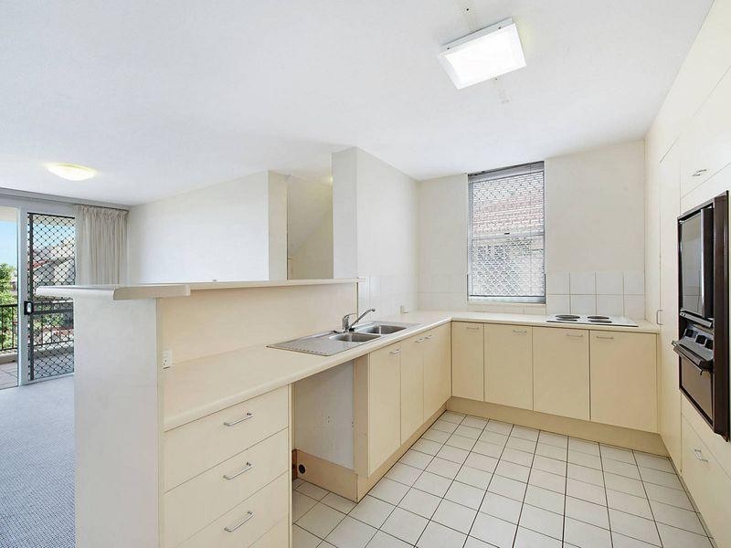 20/17 Whyenbah Street, Hamilton QLD 4007