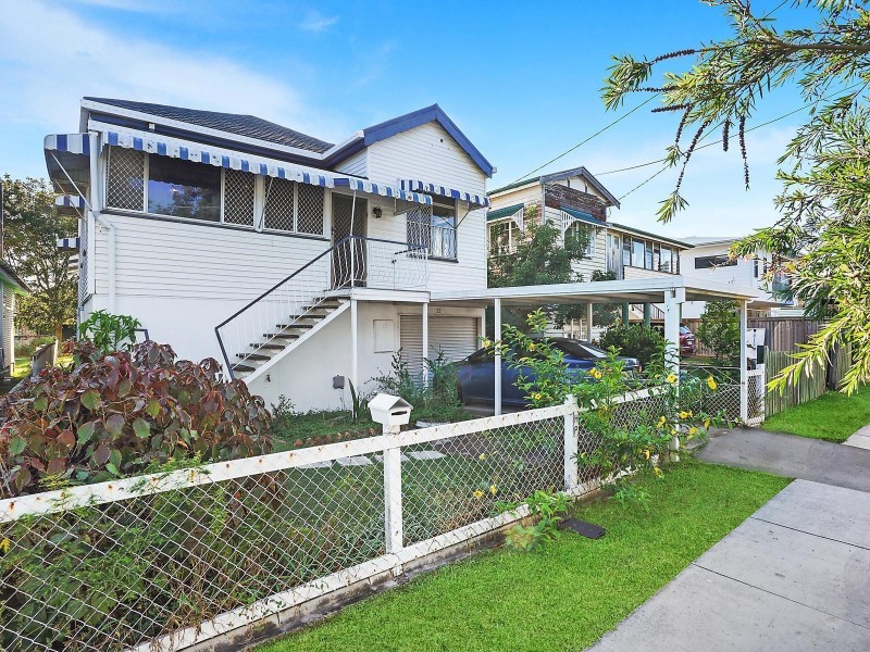 22 Winchester Street, Hamilton QLD 4007