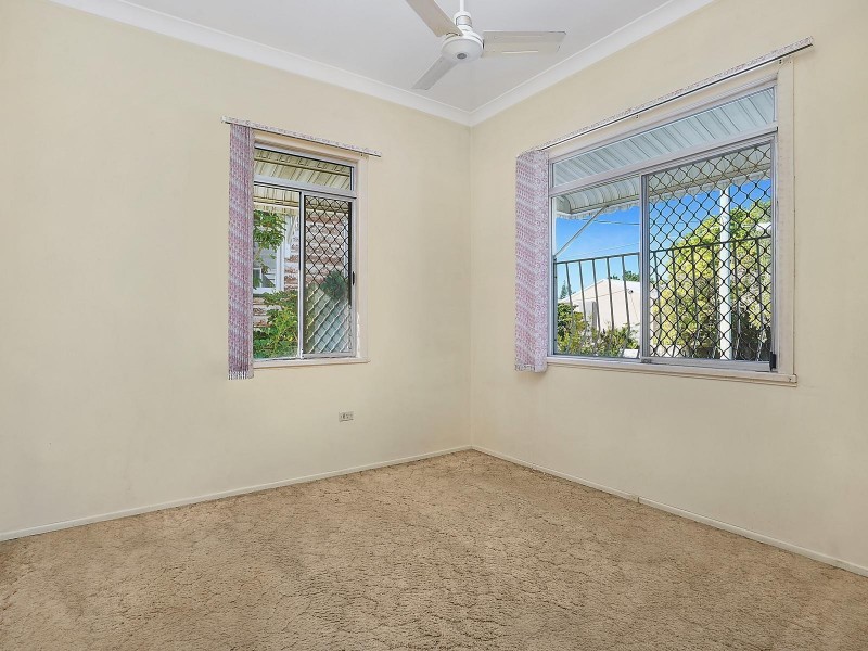 22 Winchester Street, Hamilton QLD 4007