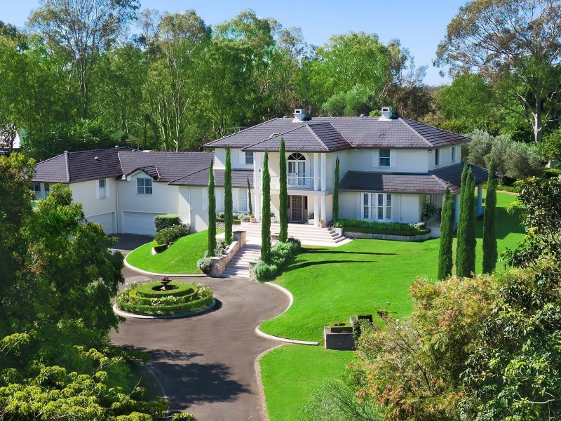 131 Pullenvale Road, Pullenvale QLD 4069