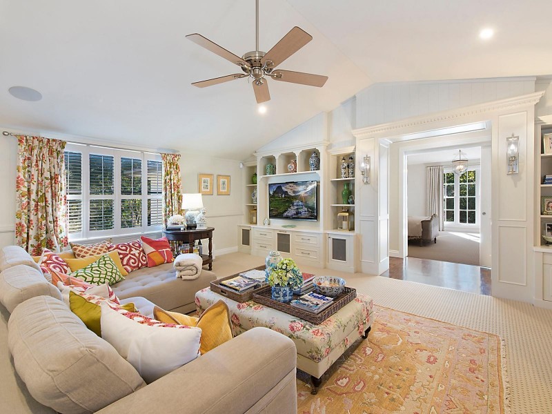 131 Pullenvale Road, Pullenvale QLD 4069