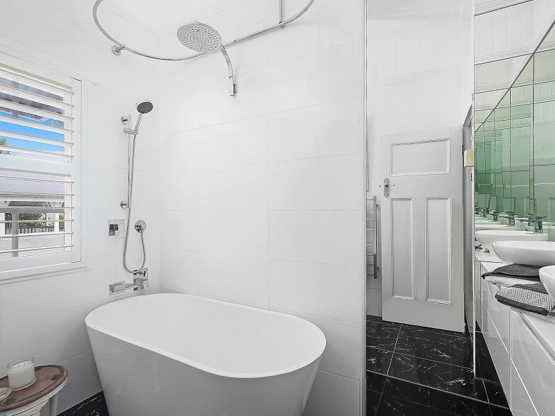 11 Jolly Street, Clayfield QLD 4011