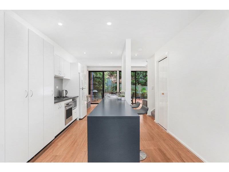 8/82B Old Pittwater Road, Brookvale NSW 2100