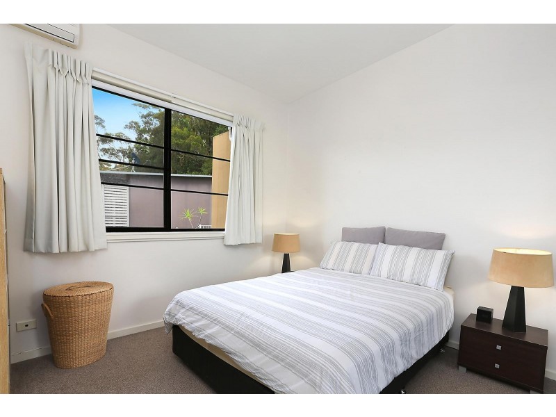 8/82B Old Pittwater Road, Brookvale NSW 2100