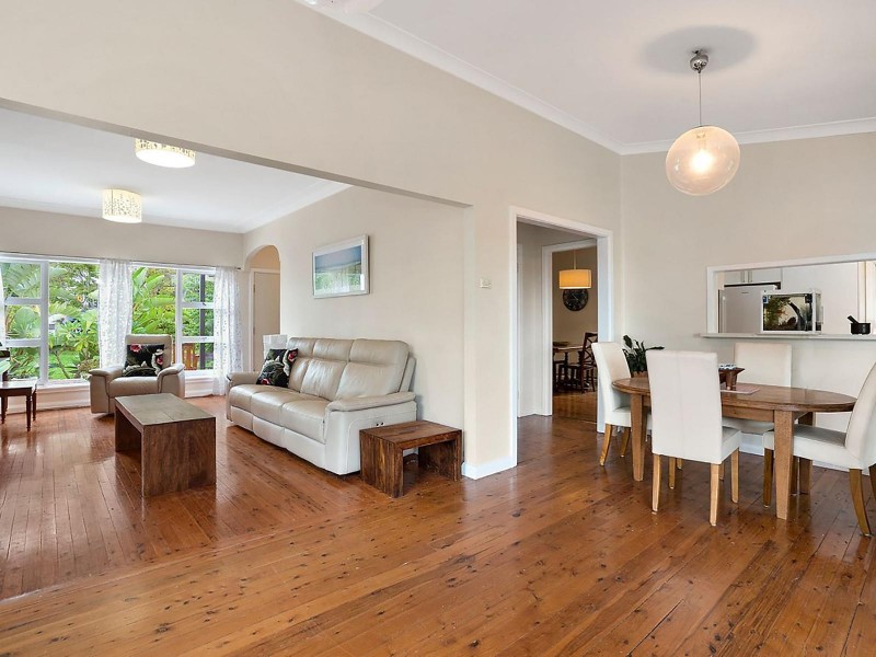 4 Malinya Road, Allambie Heights NSW 2100