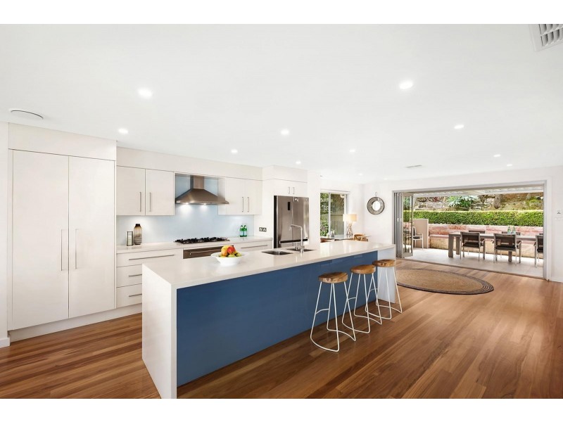 10 Parr Avenue, North Curl Curl NSW 2099