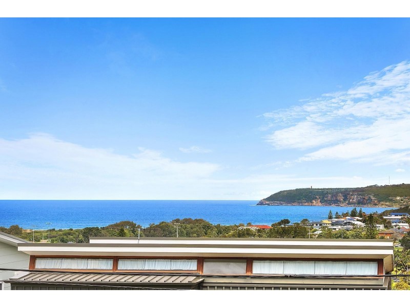 10 Parr Avenue, North Curl Curl NSW 2099