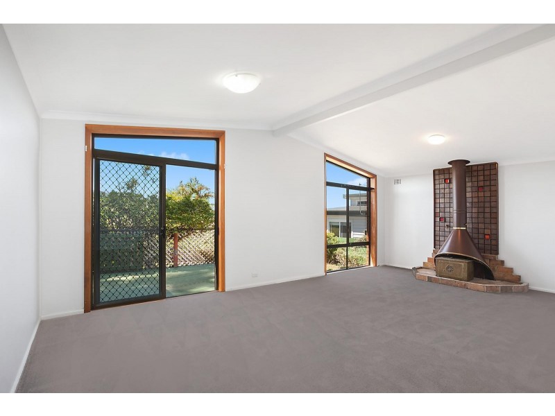 6 Eaton Square, Allambie Heights NSW 2100