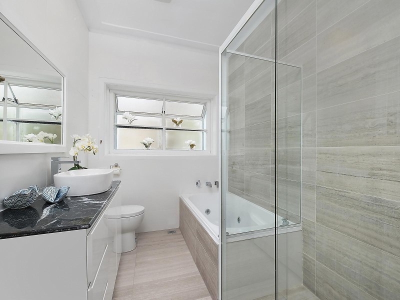 27 Kenneth Road, Manly Vale NSW 2093