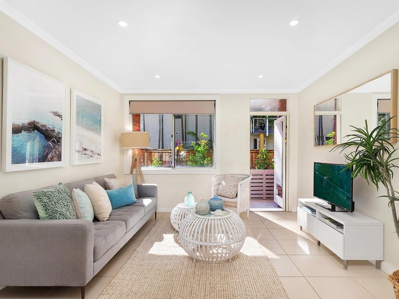 10/11 Avon Road, Dee Why NSW 2099