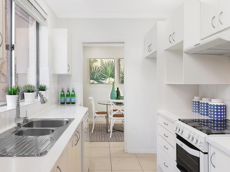 10/11 Avon Road, Dee Why NSW 2099