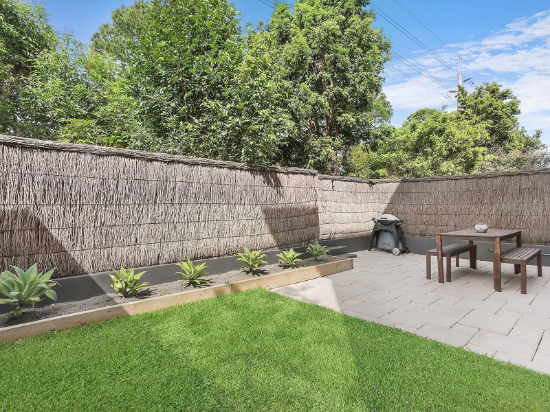 2/74 Old Pittwater Road, Brookvale NSW 2100