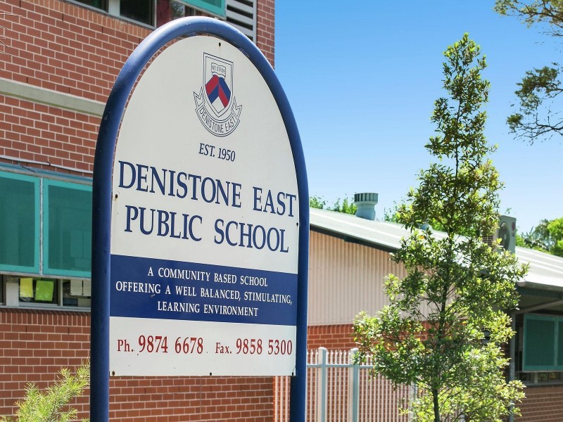 21 Russell Street, Denistone East NSW 2112