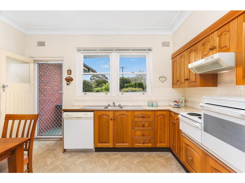 31 Threlfall Street, Eastwood NSW 2122