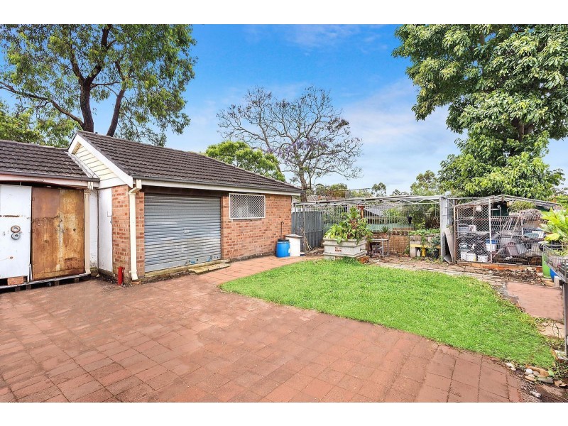 111 Wharf Road, Melrose Park NSW 2114