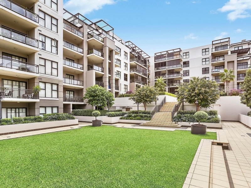 9/141 Bowden Street, Meadowbank NSW 2114